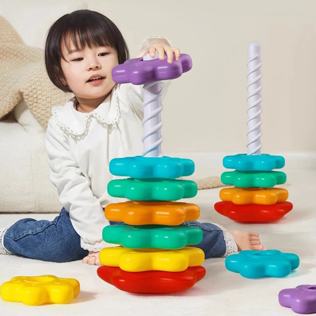 RAINSTACK – Montessori Regenbogenturm